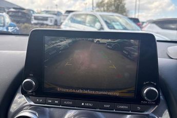 NISSAN JUKE 1.6 N-Connecta SUV 5dr Petrol Hybrid Auto Euro 6 (143 ps)