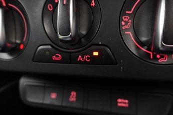 AUDI A1 1.4 TFSI S line Hatchback 3dr Petrol S Tronic Euro 6 (s/s) (125 