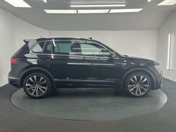 VOLKSWAGEN TIGUAN 2.0 TDI R-Line Tech SUV 5dr Diesel DSG Euro 6 (s/s) (150 ps)