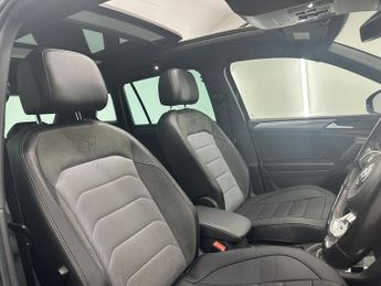 VOLKSWAGEN TIGUAN 2.0 TDI R-Line Tech SUV 5dr Diesel DSG Euro 6 (s/s) (150 ps)