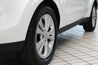 KIA SOUL 1.6 CRDi Connect Plus SUV 5dr Diesel DCT Euro 6 (134 bhp)