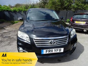 TOYOTA RAV4 2.2 D-4D XT-R SUV 5dr Diesel Manual 4WD Euro 5 (150 ps)