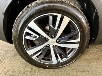 PEUGEOT 3008 1.2 PureTech GT Line SUV 5dr Petrol EAT Euro 6 (s/s) (130 ps)