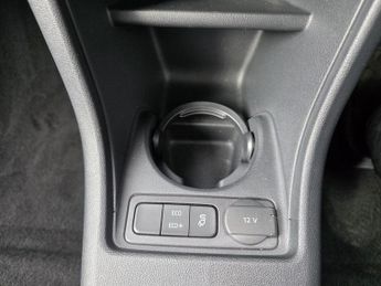VOLKSWAGEN e-up! 36.8kWh e-up! Hatchback 5dr Electric Auto (82 ps)