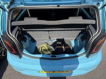 VOLKSWAGEN e-up! 36.8kWh e-up! Hatchback 5dr Electric Auto (82 ps)