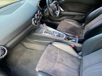 AUDI TT 2.0 TFSI S line Coupe 3dr Petrol S Tronic quattro Euro 6 (s/s) (