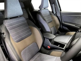 RENAULT 5 E-Tech electric comfort range 52kWh techno Hatchback 5dr Electric Auto (150 ps)