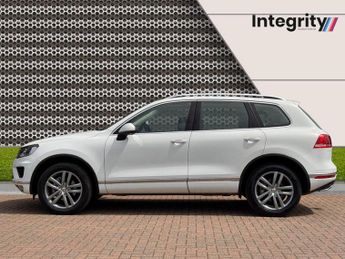 VOLKSWAGEN TOUAREG 3.0 TDI V6 BlueMotion Tech SE SUV 5dr Diesel Tiptronic 4WD Euro 