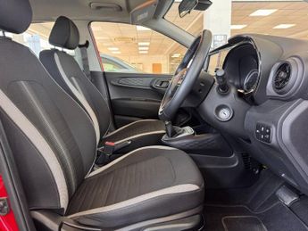 HYUNDAI I10 1.2 SE Connect Hatchback 5dr Petrol Auto Euro 6 (s/s) (84 ps)