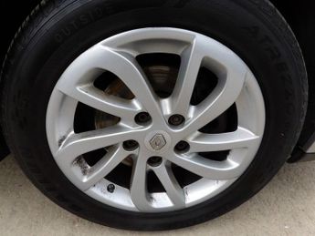 RENAULT MEGANE 1.5 dCi ENERGY Expression + Hatchback 5dr Diesel Manual Euro 5 (