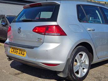 VOLKSWAGEN GOLF 1.6 TDI BlueMotion Tech Match Edition Hatchback 5dr Diesel DSG E