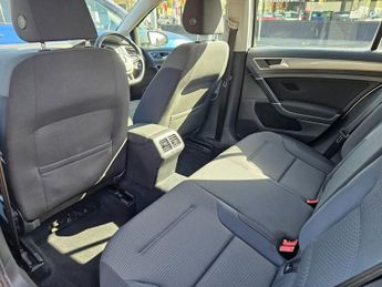 VOLKSWAGEN GOLF 1.6 TDI BlueMotion Tech Match Edition Hatchback 5dr Diesel DSG E