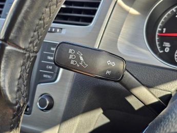 VOLKSWAGEN GOLF 1.6 TDI BlueMotion Tech Match Edition Hatchback 5dr Diesel DSG E