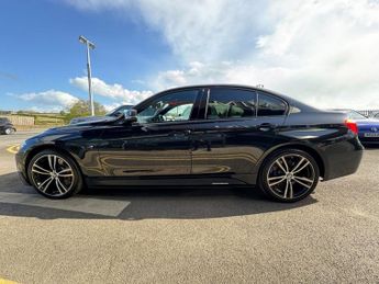 BMW 3 SERIES 3.0 330d M Sport Saloon 4dr Diesel Auto xDrive Euro 6 (s/s) (258