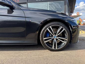 BMW 3 SERIES 3.0 330d M Sport Saloon 4dr Diesel Auto xDrive Euro 6 (s/s) (258