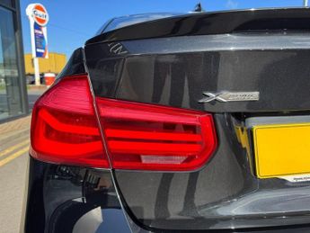 BMW 3 SERIES 3.0 330d M Sport Saloon 4dr Diesel Auto xDrive Euro 6 (s/s) (258