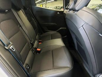 RENAULT CLIO 1.6 E-TECH esprit Alpine Hatchback 5dr Petrol Hybrid Auto Euro 6