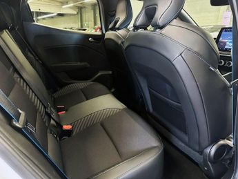 RENAULT CLIO 1.6 E-TECH esprit Alpine Hatchback 5dr Petrol Hybrid Auto Euro 6