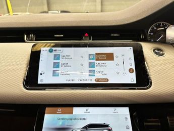 LAND ROVER RANGE ROVER EVOQUE 2.0 D200 MHEV Edition SUV 5dr Diesel Auto 4WD Euro 6 (s/s) (204 