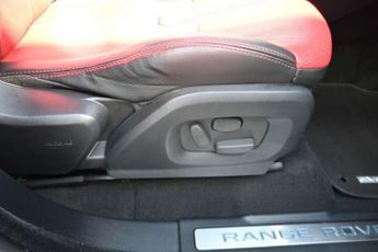 LAND ROVER RANGE ROVER EVOQUE 2.2 SD4 Dynamic SUV 5dr Diesel Auto 4WD Euro 5 (190 ps)
