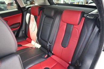 LAND ROVER RANGE ROVER EVOQUE 2.2 SD4 Dynamic SUV 5dr Diesel Auto 4WD Euro 5 (190 ps)