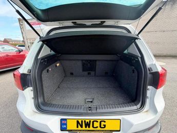 VOLKSWAGEN TIGUAN 2.0 TDI BlueMotion Tech Sport SUV 5dr Diesel Manual 2WD Euro 5 (