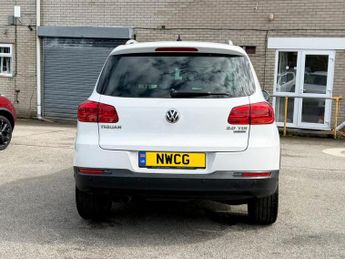 VOLKSWAGEN TIGUAN 2.0 TDI BlueMotion Tech Sport SUV 5dr Diesel Manual 2WD Euro 5 (