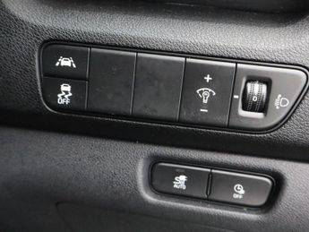 KIA NIRO 64kWh 2 SUV 5dr Electric Auto (201 bhp)