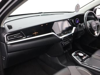 KIA NIRO 64kWh 2 SUV 5dr Electric Auto (201 bhp)