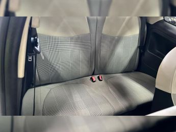 FIAT 500 1.2 Lounge Hatchback 3dr Petrol Manual Euro 6 (s/s) (69 bhp)