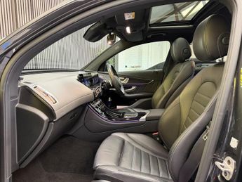 MERCEDES-BENZ EQC EQC 400 80kWh AMG Line (Premium Plus) SUV 5dr Electric Auto 4MAT