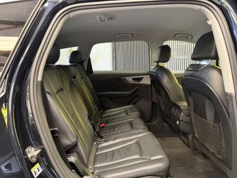 AUDI Q7 3.0 TDI V6 SE SUV 5dr Diesel Tiptronic quattro Euro 6 (s/s) (272