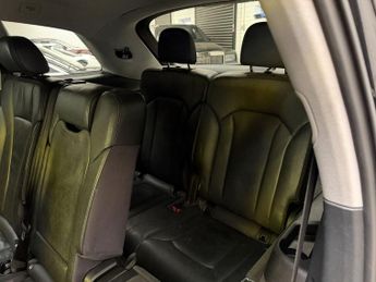 AUDI Q7 3.0 TDI V6 SE SUV 5dr Diesel Tiptronic quattro Euro 6 (s/s) (272