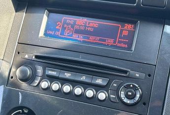 PEUGEOT 3008 1.6 VTi Active SUV 5dr Petrol Manual Euro 5 (120 ps)