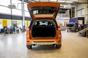 FORD KUGA 1.5T EcoBoost Titanium X Sport SUV 5dr Petrol Auto AWD Euro 6 (s