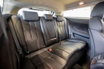 LAND ROVER RANGE ROVER EVOQUE 2.2 SD4 Pure Tech Coupe 3dr Diesel Auto 4WD Euro 5 (s/s) (190 ps