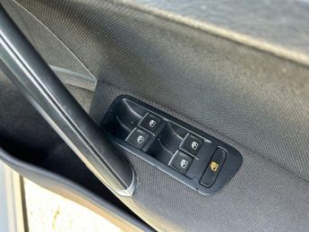 VOLKSWAGEN GOLF 2.0 TDI GTD Hatchback 5dr Diesel DSG Euro 6 (s/s) (184 ps)