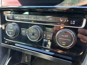 VOLKSWAGEN GOLF 2.0 TDI GTD Hatchback 5dr Diesel DSG Euro 6 (s/s) (184 ps)