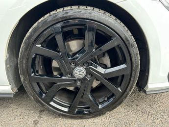 VOLKSWAGEN GOLF 2.0 TDI BlueMotion Tech GTD Hatchback 5dr Diesel DSG Euro 6 (s/s