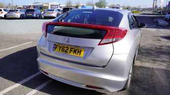 HONDA CIVIC 1.8 i-VTEC ES Hatchback 5dr Petrol Manual Euro 5 (s/s) (142 ps)