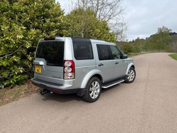 LAND ROVER DISCOVERY 4 3.0 SD V6 HSE SUV 5dr Diesel Auto 4WD Euro 5 (255 bhp)