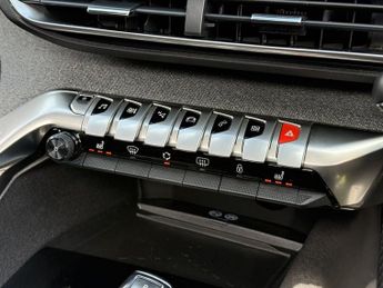 PEUGEOT 3008 1.6 PureTech GT Line Premium SUV 5dr Petrol EAT Euro 6 (s/s) (18
