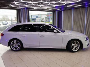AUDI A4 AVANT 2.0 TDI S line Estate 5dr Diesel Multitronic Euro 6 (s/s) (Nav) 