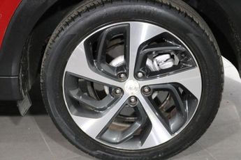 HYUNDAI TUCSON 1.7 CRDi Blue Drive Sport Edition SUV 5dr Diesel DCT Euro 6 (s/s
