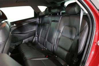 HYUNDAI TUCSON 1.7 CRDi Blue Drive Sport Edition SUV 5dr Diesel DCT Euro 6 (s/s