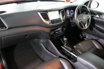 HYUNDAI TUCSON 1.7 CRDi Blue Drive Sport Edition SUV 5dr Diesel DCT Euro 6 (s/s