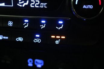 HYUNDAI TUCSON 1.7 CRDi Blue Drive Sport Edition SUV 5dr Diesel DCT Euro 6 (s/s