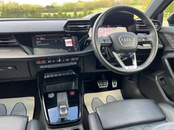 AUDI RS 3 2.5 RS 3 Sportback Vorsprung TFSI Quattro Semi-Auto 4WD 5dr