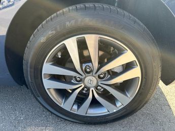 HYUNDAI I30 1.4 T-GDi Blue Drive SE Nav Hatchback 5dr Petrol Manual Euro 6 (