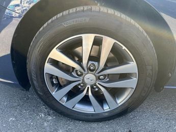 HYUNDAI I30 1.4 T-GDi Blue Drive SE Nav Hatchback 5dr Petrol Manual Euro 6 (